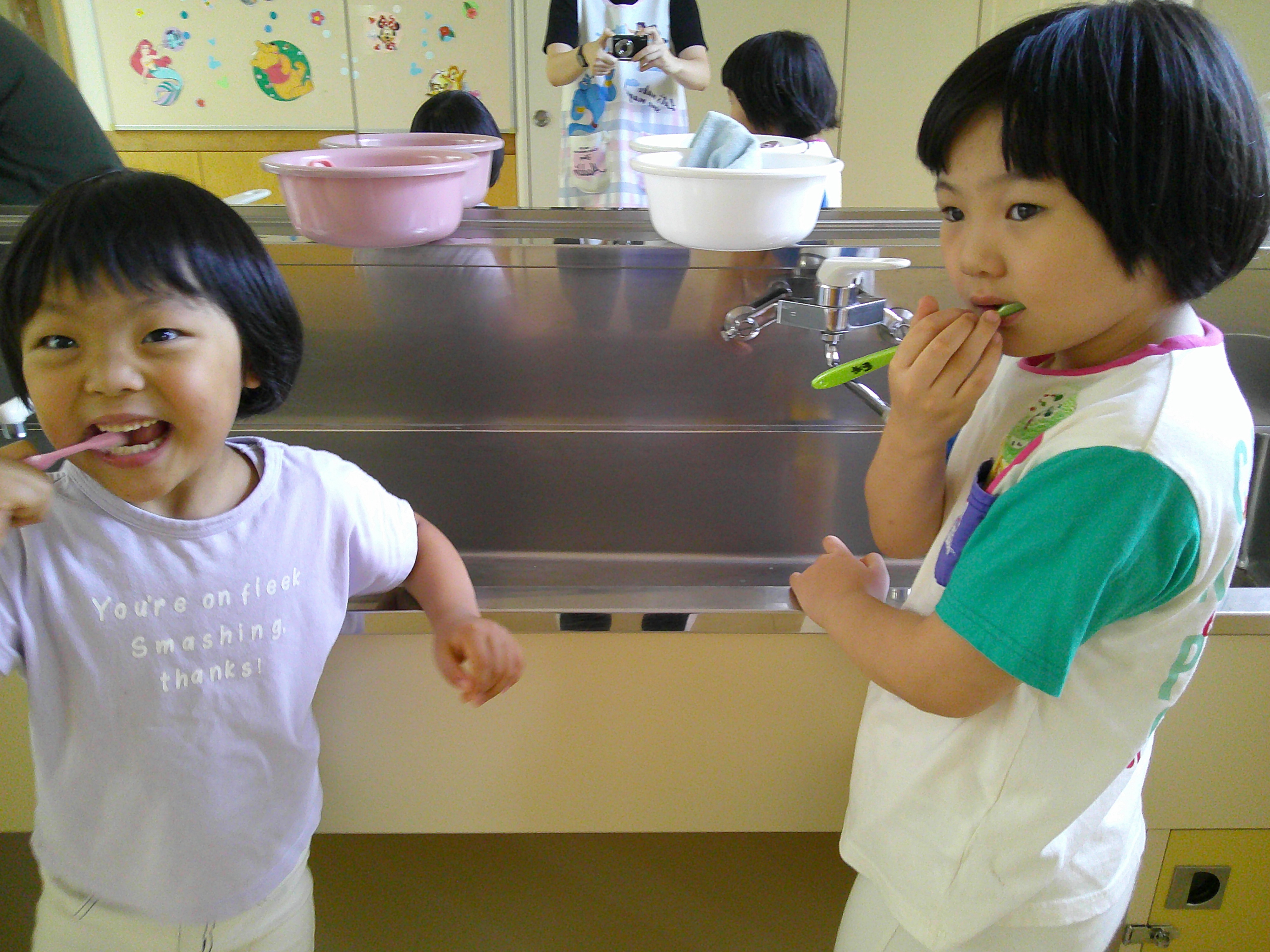 学園の一日　歯磨き