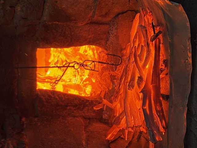 炭窯の様子