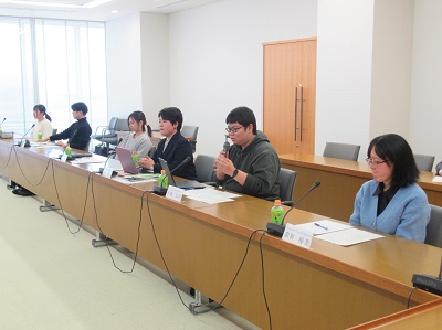 意見交換の様子画像