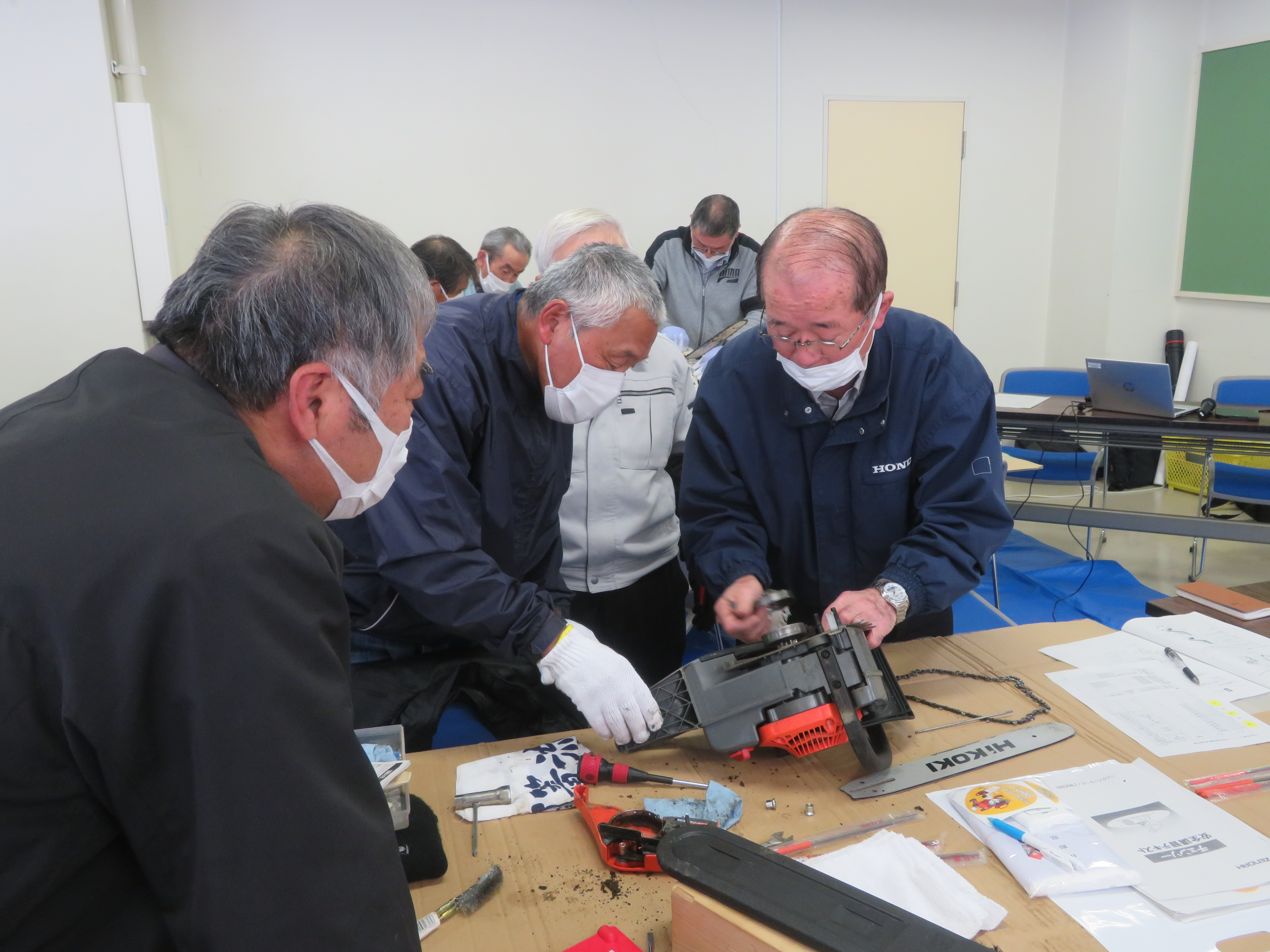 機械整備の専門家が指導します